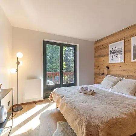 Lara Jaillet Proche Du Village Parking *